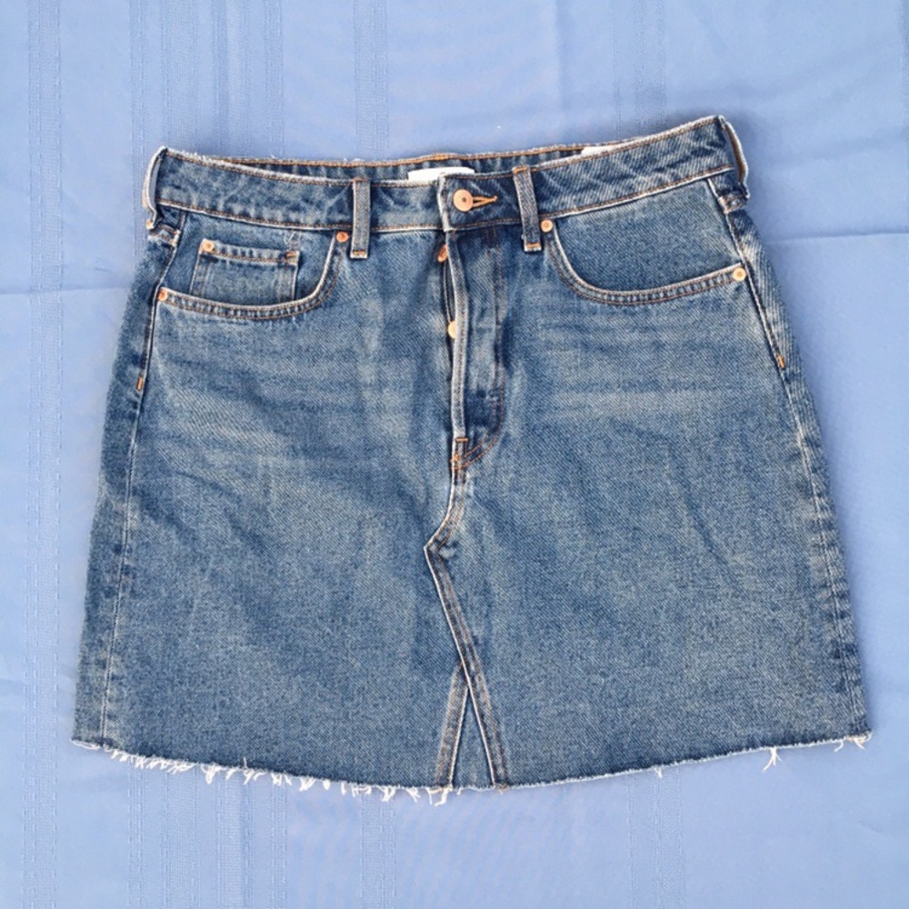 Cute Old Navy denim skirt
